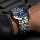 Breitling Super AVI B04 Chronograph GMT 46 Tribute to Vought F4U Corsair - Bild 2
