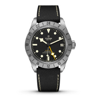 Damen- und Herrenuhr, TUDOR Black Bay Pro, Ref: M79470-0003