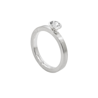         Weißgold, Ringe, Schmuckwerk Alpen Solitärring